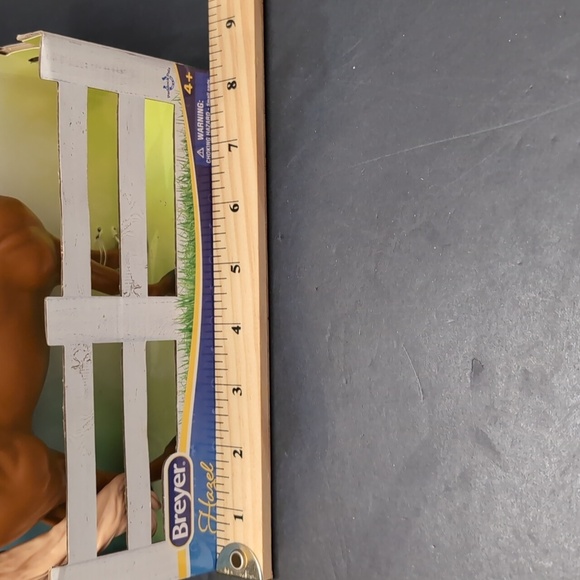 Lot Of 2 Breyer Unicorn and Horse Paddock Pals Berry/Hazel . - Picture 10 of 10